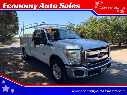 2015 Ford F-250 4X2 4dr SuperCab 141.8 158 in. WB