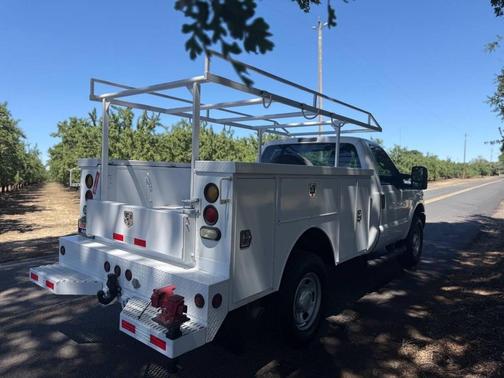 Off White 2016 Ford F-350 XL