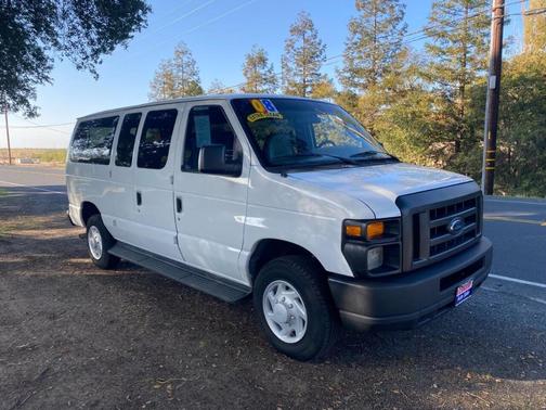 Photo 2 of 21 of 2008 Ford E350 Super Duty 138 IN. WB