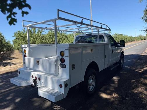 Oxford White 2016 Ford F-350 XL