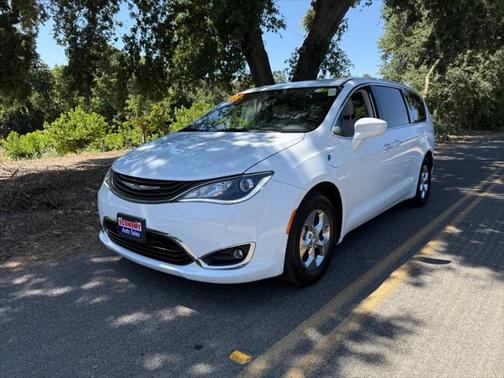 2019 Chrysler Pacifica Hybrid Touring Plus