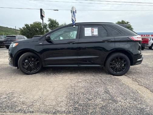 2022 Ford Edge FWD-ST LINE