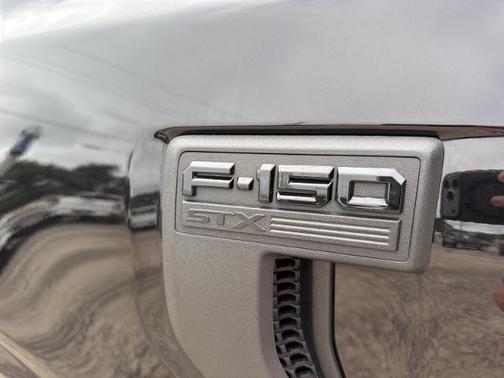 AGATE BLACK METALLIC 2025 Ford F-150 STX