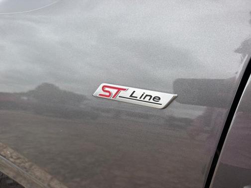 CARBONIZED GRAY METALLIC 2023 Ford Escape ST-LINE