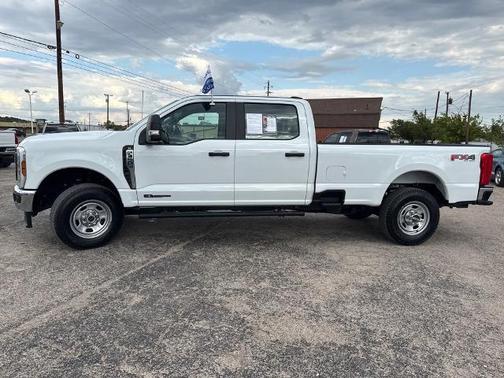 2024 Ford F-350 PICKUP/