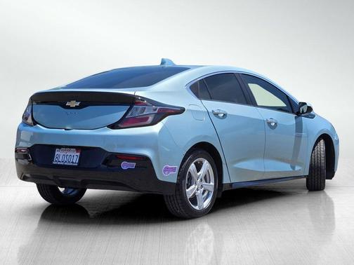 Green Mist Metallic 2019 Chevrolet Volt LT