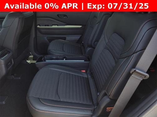 2025 Nissan Pathfinder Rock Creek