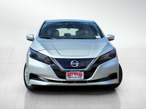 2022 Nissan Leaf S