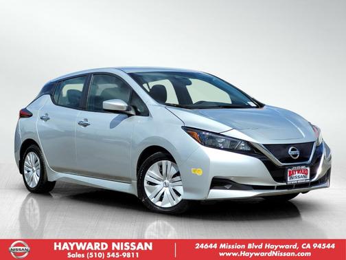 2022 Nissan Leaf S