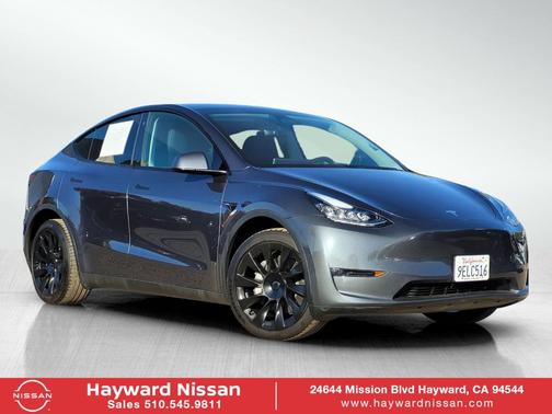2023 Tesla Model Y Long Range
