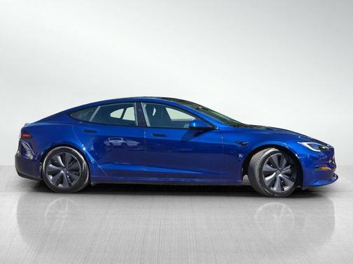 2023 Tesla Model S Standard Range