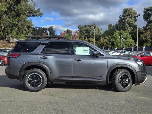 2025 Nissan Pathfinder Rock Creek