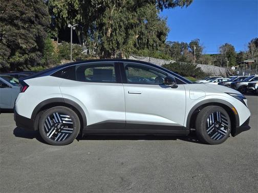 2026 Nissan Leaf SV+