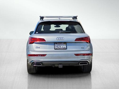 2022 Audi Q5 45 S line quattro Premium