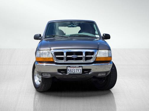 Medium Platinum Clearcoat Metallic 2000 Ford Ranger XLT