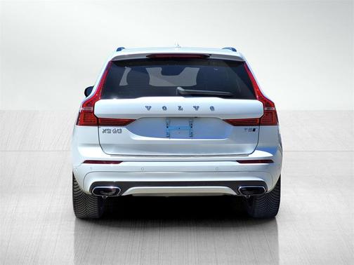 2021 Volvo XC60 T5 R-Design