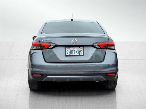 2022 Nissan Versa S