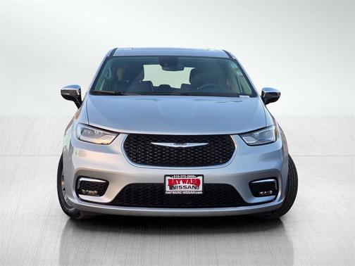 2023 Chrysler Pacifica Hybrid Limited