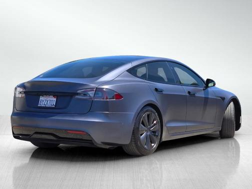 Midnight Silver Metallic 2021 Tesla Model S Long Range