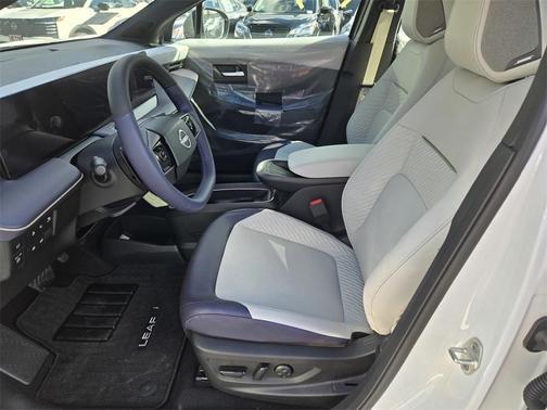 2026 Nissan Leaf PLAT+