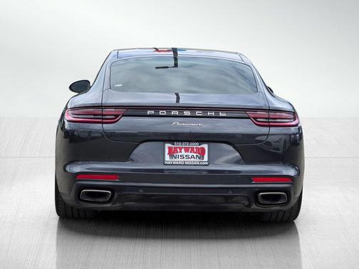 Volcano Grey Metallic 2020 Porsche Panamera 4