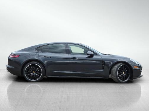 Volcano Grey Metallic 2020 Porsche Panamera 4