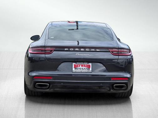 Volcano Grey Metallic 2020 Porsche Panamera 4