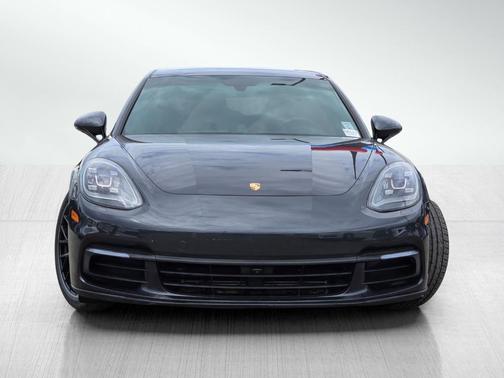 Volcano Grey Metallic 2020 Porsche Panamera 4