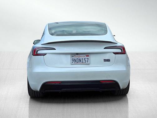 Pearl White Multi 2024 Tesla Model 3 Performance