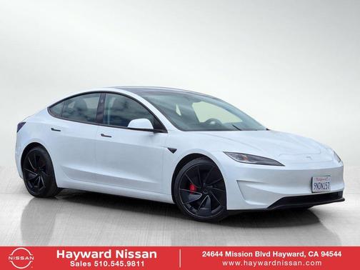 Pearl White Multi 2024 Tesla Model 3 Performance