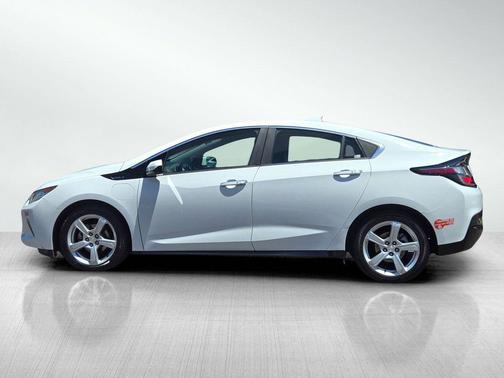 Summit White 2018 Chevrolet Volt LT