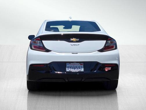 Summit White 2018 Chevrolet Volt LT
