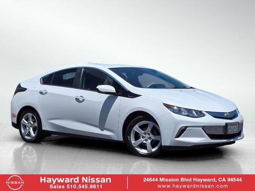 Summit White 2018 Chevrolet Volt LT