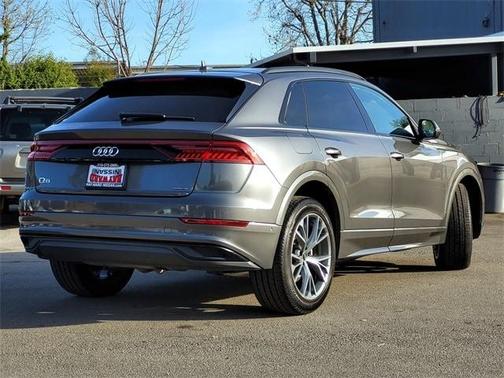 2021 Audi Q8 55 Premium
