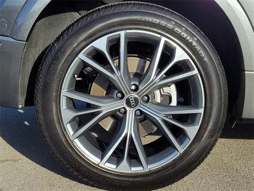 2021 Audi Q8 55 Premium