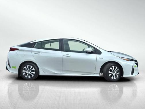 2022 Toyota Prius Prime XLE