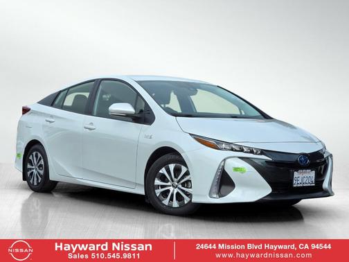 2022 Toyota Prius Prime XLE