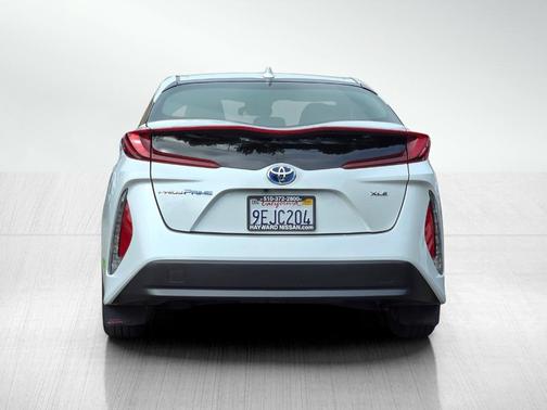 2022 Toyota Prius Prime XLE