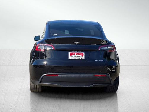2025 Tesla Model Y Long Range