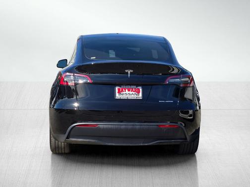 Black 2025 Tesla Model Y Long Range