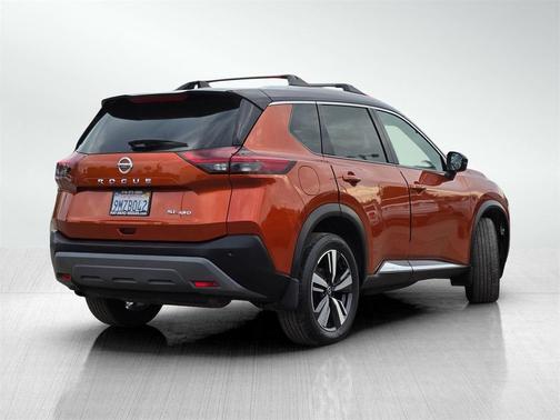 2021 Nissan Rogue SL