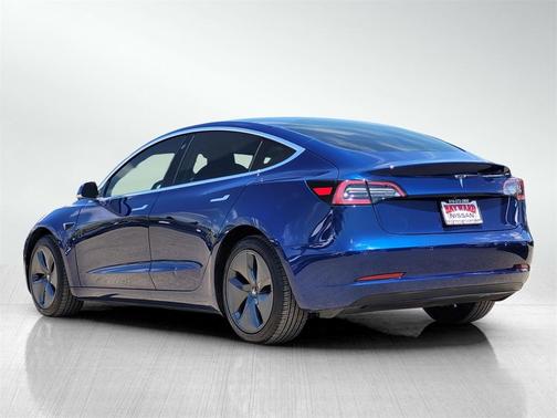 2019 Tesla Model 3 Standard Range Plus