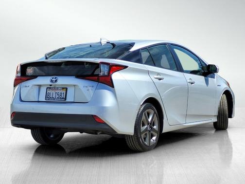 2019 Toyota Prius XLE