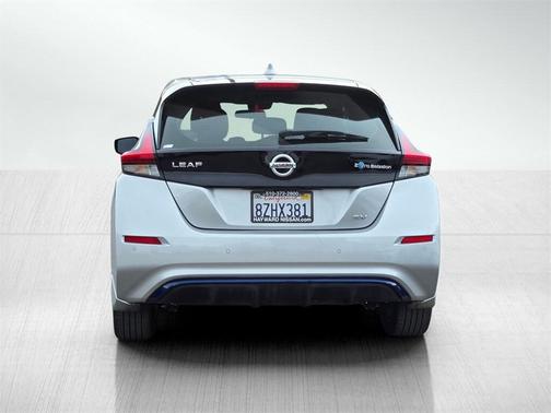 2022 Nissan Leaf SV