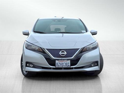 2022 Nissan Leaf SV