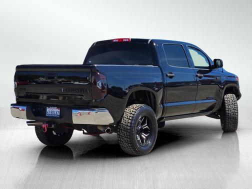 Black 2016 Toyota Tundra SR5