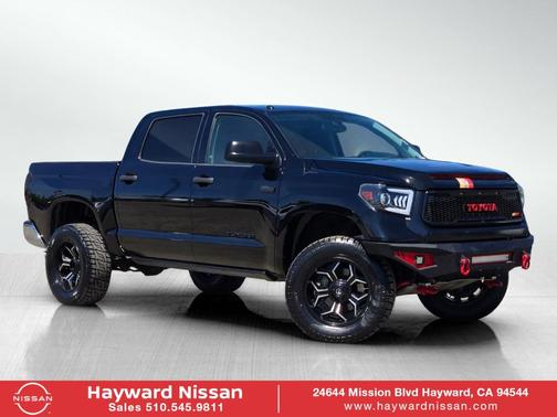 Black 2016 Toyota Tundra SR5