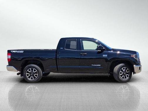 Midnight Black Metallic 2019 Toyota Tundra SR5