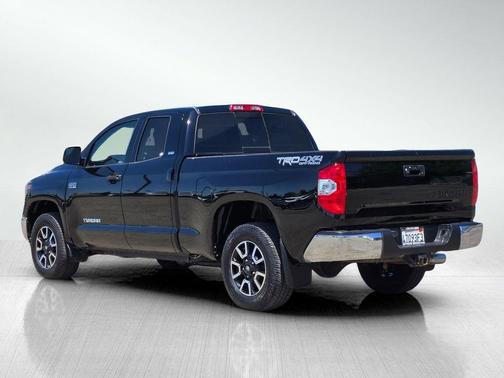 Midnight Black Metallic 2019 Toyota Tundra SR5