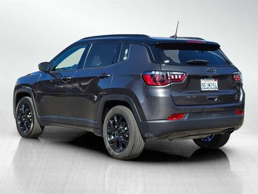 2022 Jeep Compass Altitude